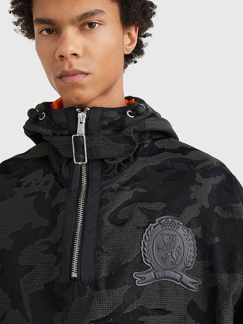 Muške Tommy Hilfiger Crest Camo Print Pull-On Hooded Kaputi Crna | TH596EHA