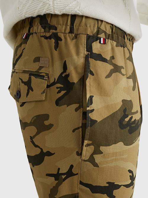 Muške Tommy Hilfiger Modern Camo Tapered Fit Pantalone Kaki | TH931MWL