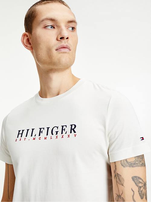 Muške Tommy Hilfiger Signature Organic Cotton Graphic Logo Majice Bela | TH193ZJQ