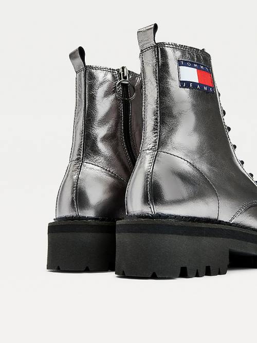 Ženske Tommy Hilfiger Tommy Badge Metallic Leather Cleat Čizme Siva | TH468QOL